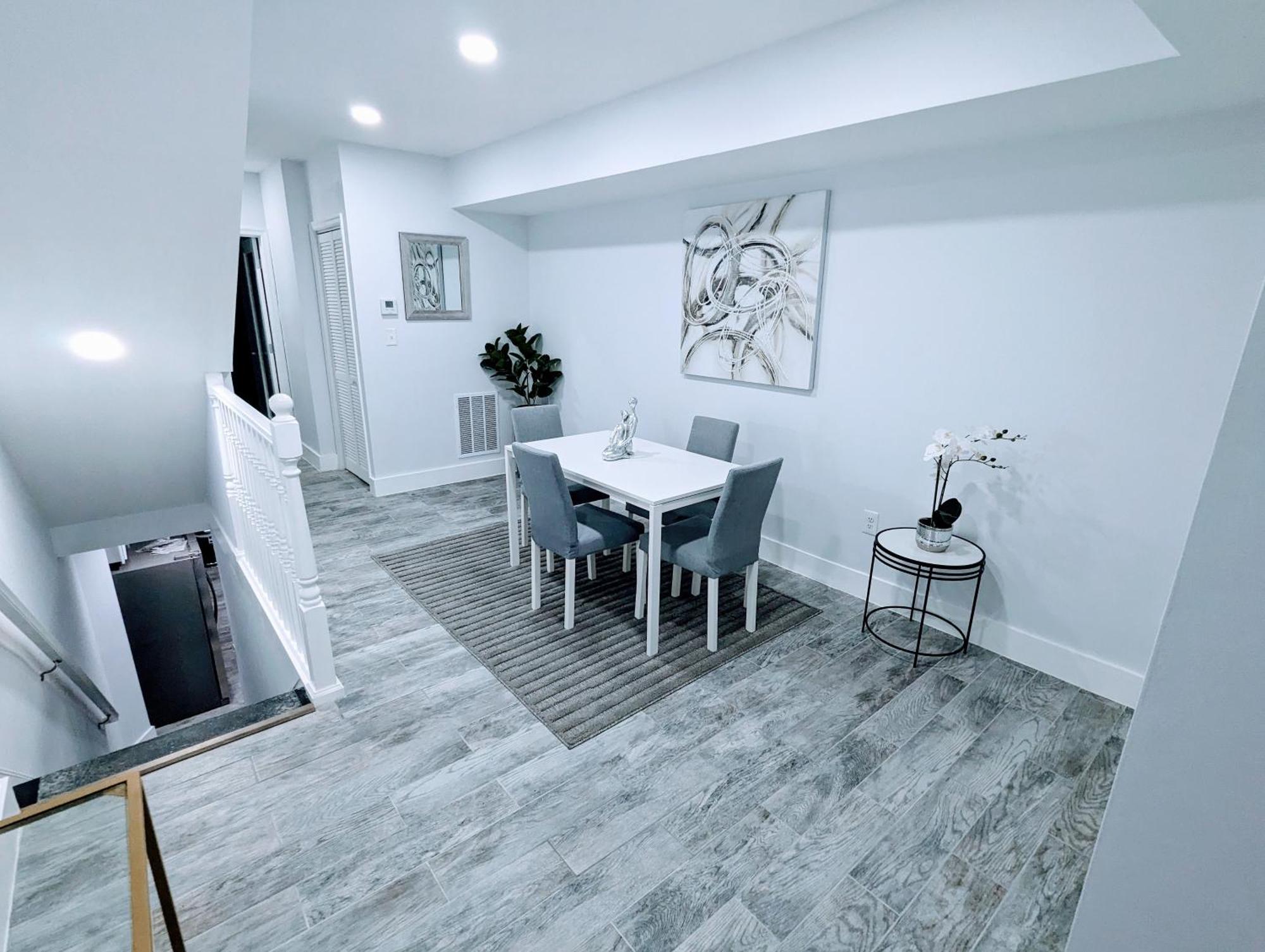 Luxurious 3 Bedroom Apt With A Beautiful Balcony Washington Habitación foto